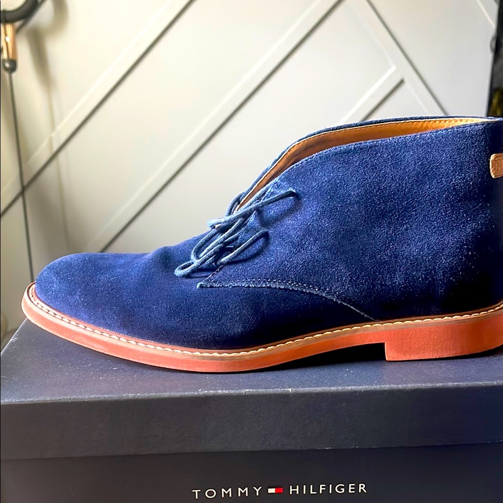 Tommy Hilfiger Men's Blue Suede Chukka Boots